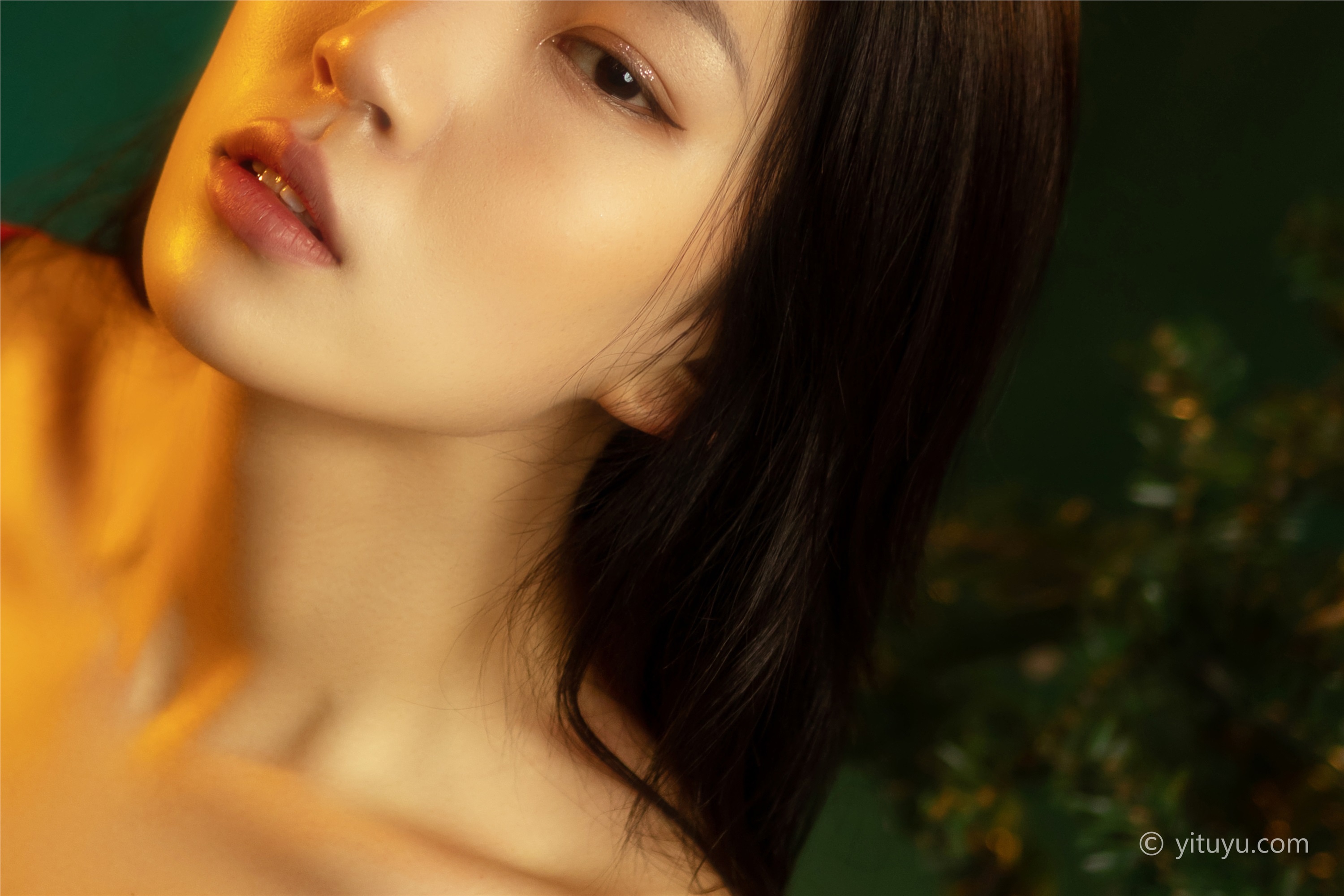 YITUYU艺图语  2021.05.24 红装 娇娇